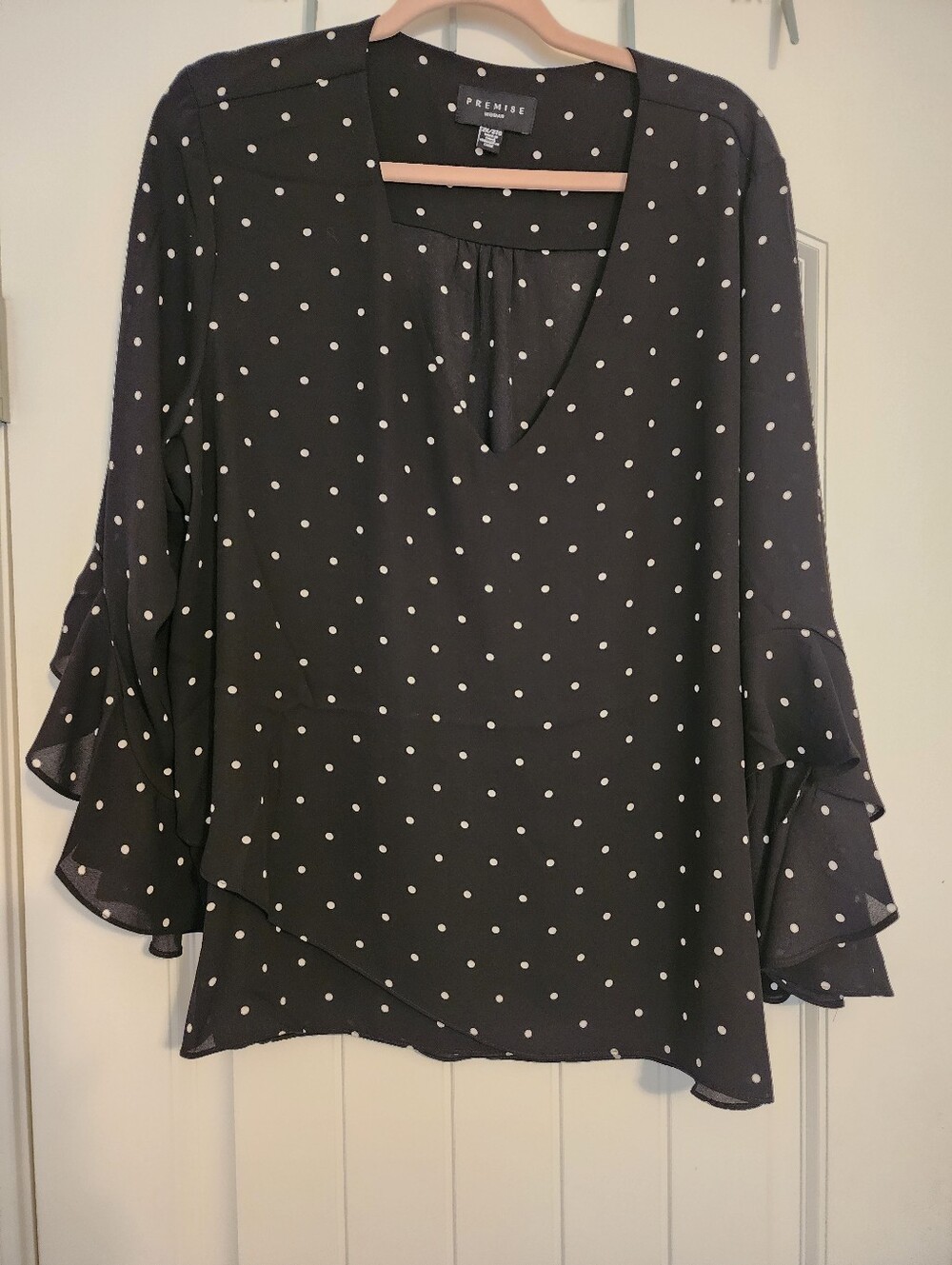Premise Black Polka Dot V-Neck Blouse with Tiered Ruffle Sleeves 2X Datenight